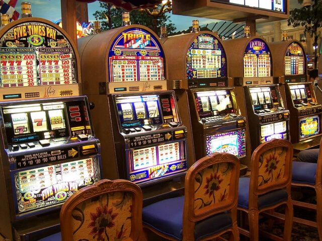 Mesin slot casino